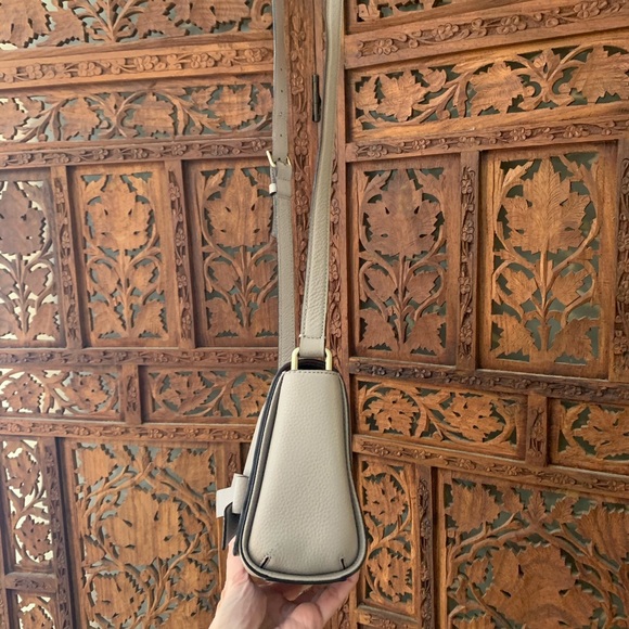 NWOT Kate Spade pebble crossbody - Picture 10 of 13